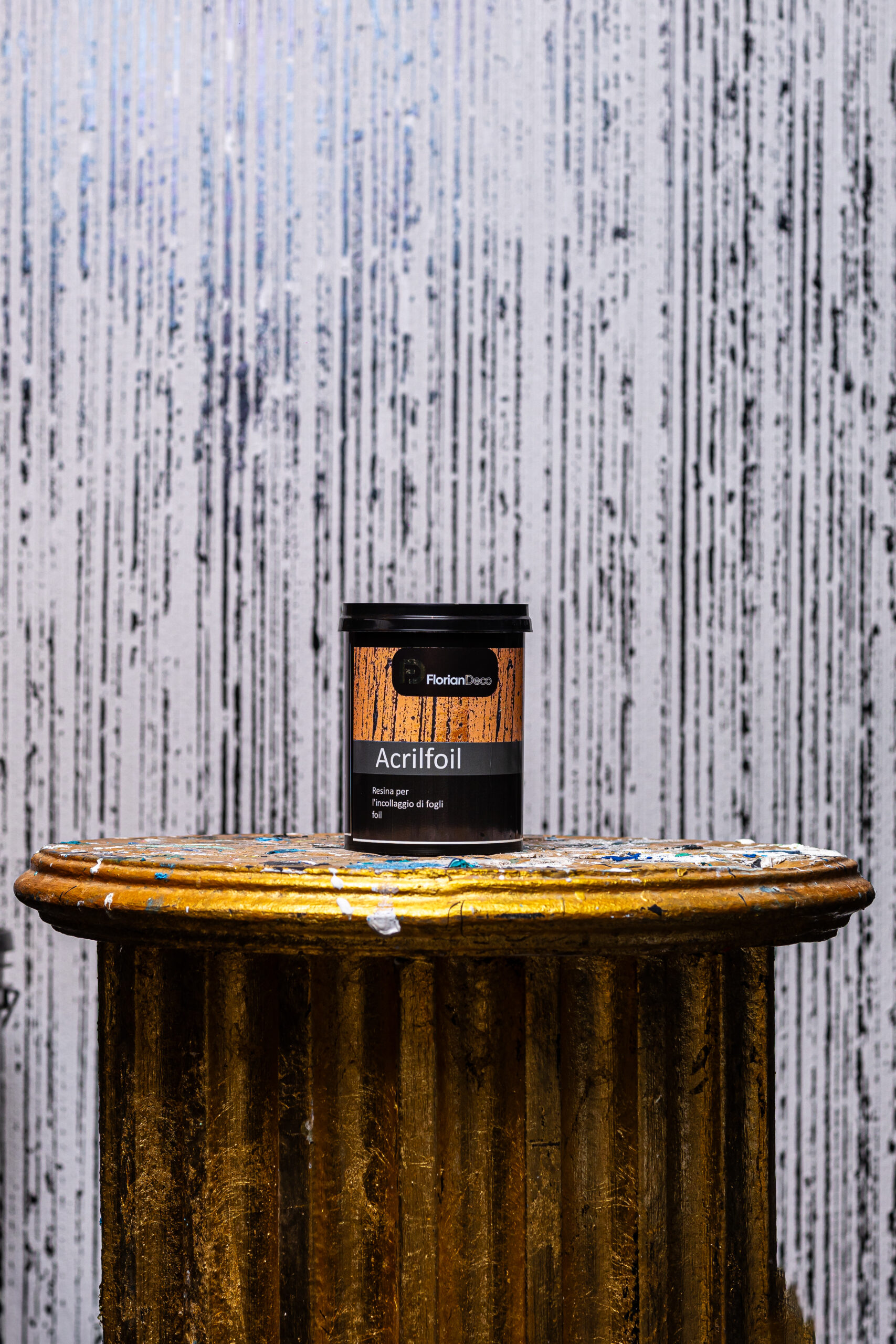 Kit Fond Alb: GiolliSand 1 L + Decostone 24 KG + Verbo White 1 L + Acril 1 L + Folie + Plastolux 1 L